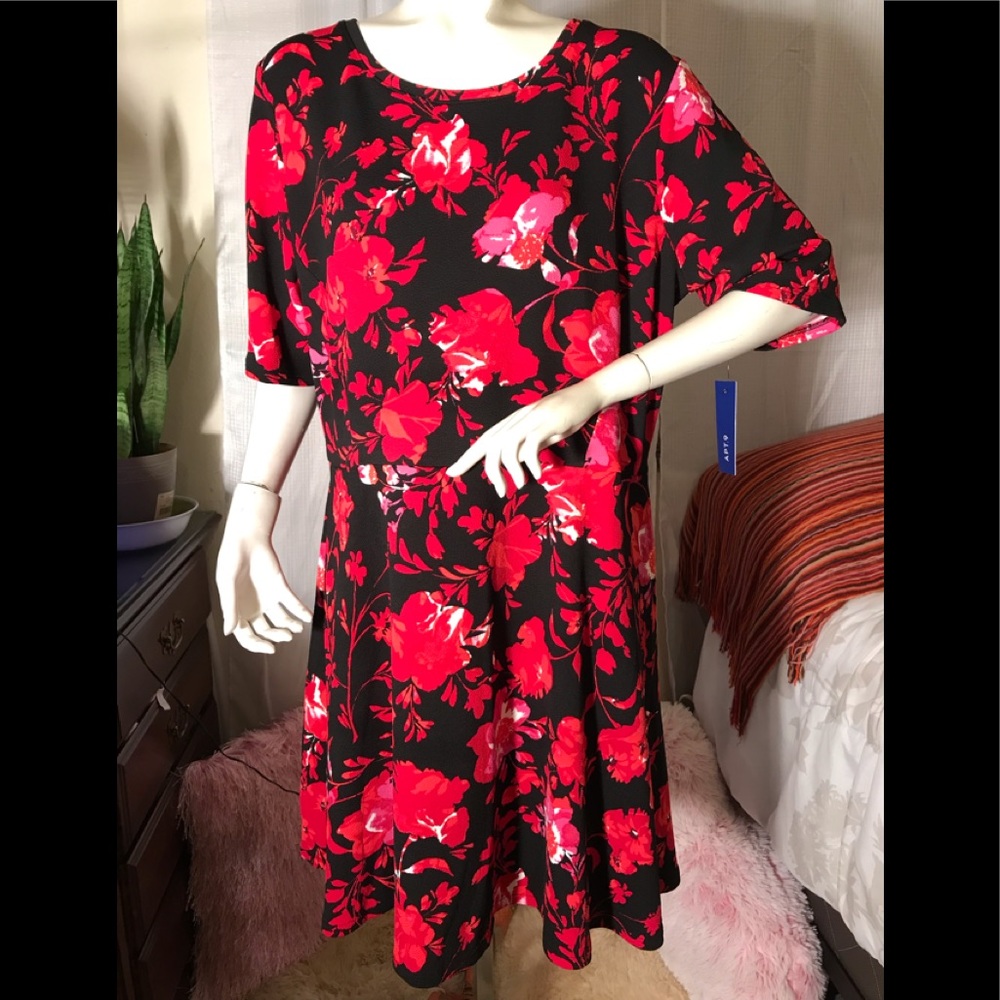 AP 9 BEAUTIFUL FLORAL DRESS